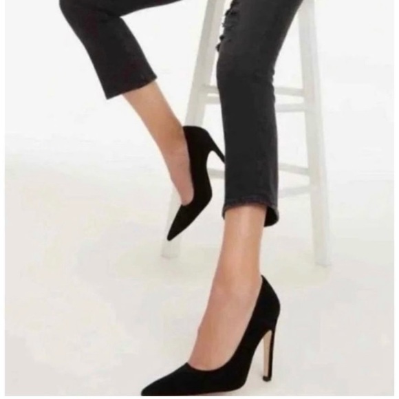 NIB Good American Black Suede Heels Pumps Size 8.5 - Picture 3 of 10
